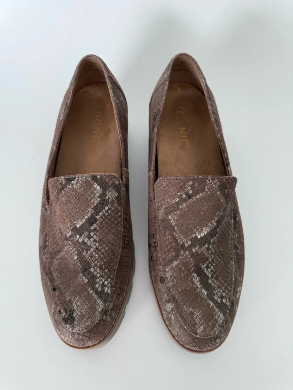 Vionic Kensley Womens Loafers Slip On Brown Leather